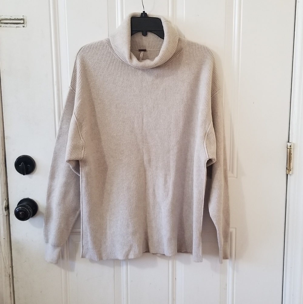 Free People Turtleneck Sweater XS